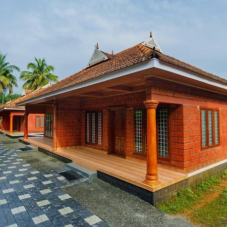 Carmel Tourism Village Kotamangalam Esterno foto